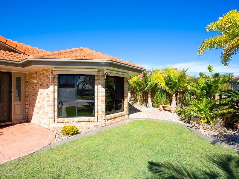9 Scarborough Court, Sandstone Point QLD 4511