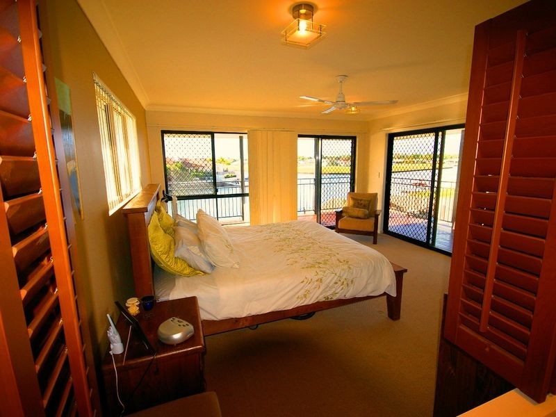 10 Barklya Crescent, Bongaree QLD 4507