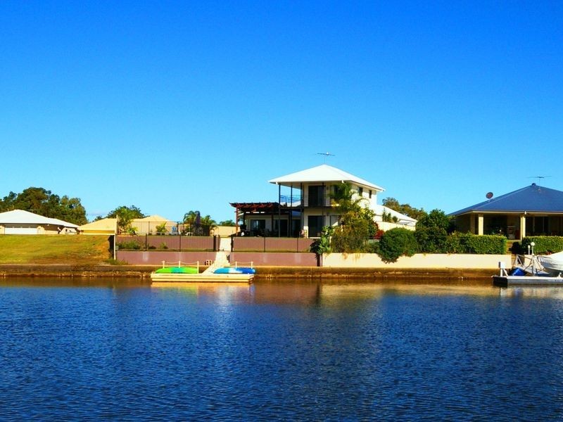 10 Barklya Crescent, Bongaree QLD 4507