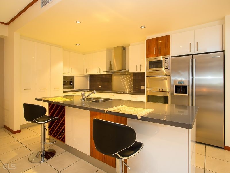 117/8 Spinnaker Drive, Sandstone Point QLD 4511