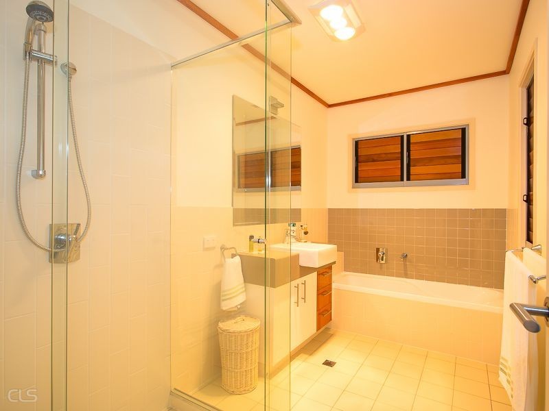 117/8 Spinnaker Drive, Sandstone Point QLD 4511