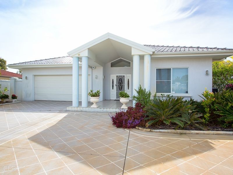 1 Norrland Court, Banksia Beach QLD 4507