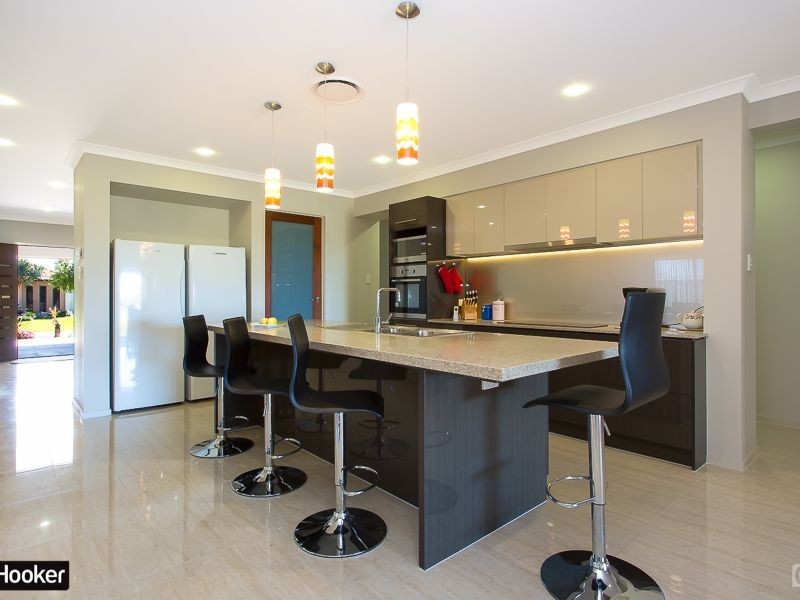 19 Dunebean Drive, Banksia Beach QLD 4507
