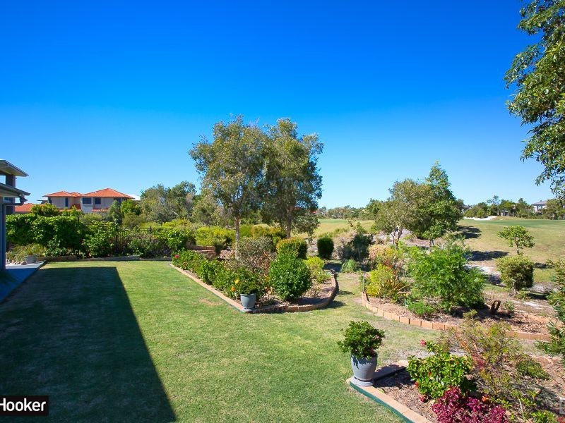 19 Dunebean Drive, Banksia Beach QLD 4507