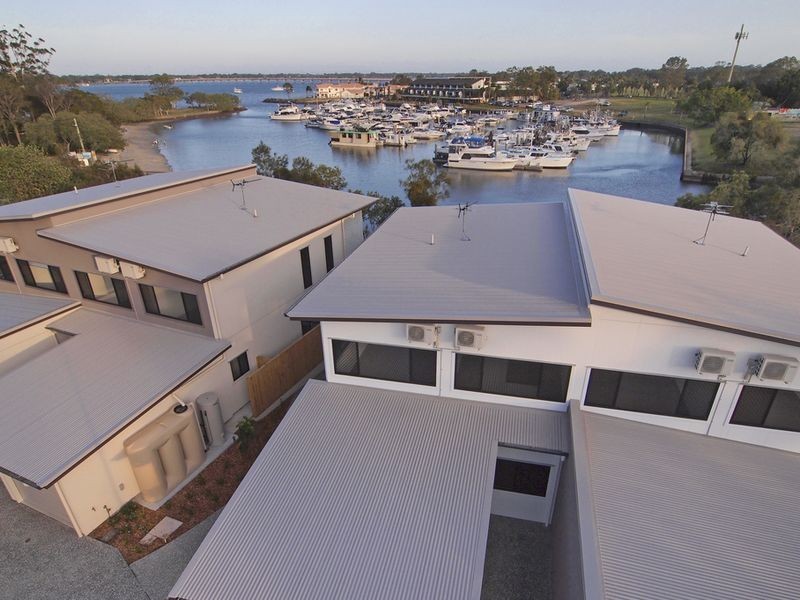3/4 Kal-Ma-Kuta Drive, Sandstone Point QLD 4511