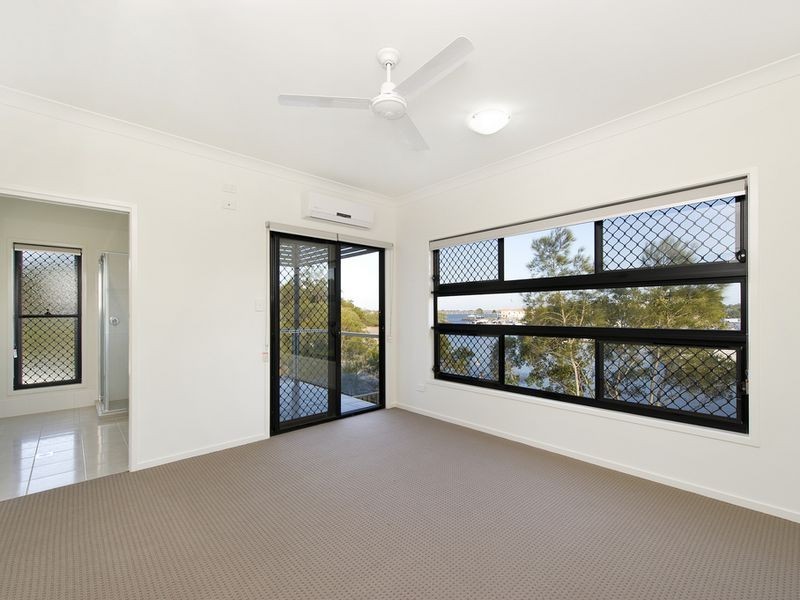 5/4 Kal-Ma-Kuta Drive, Sandstone Point QLD 4511