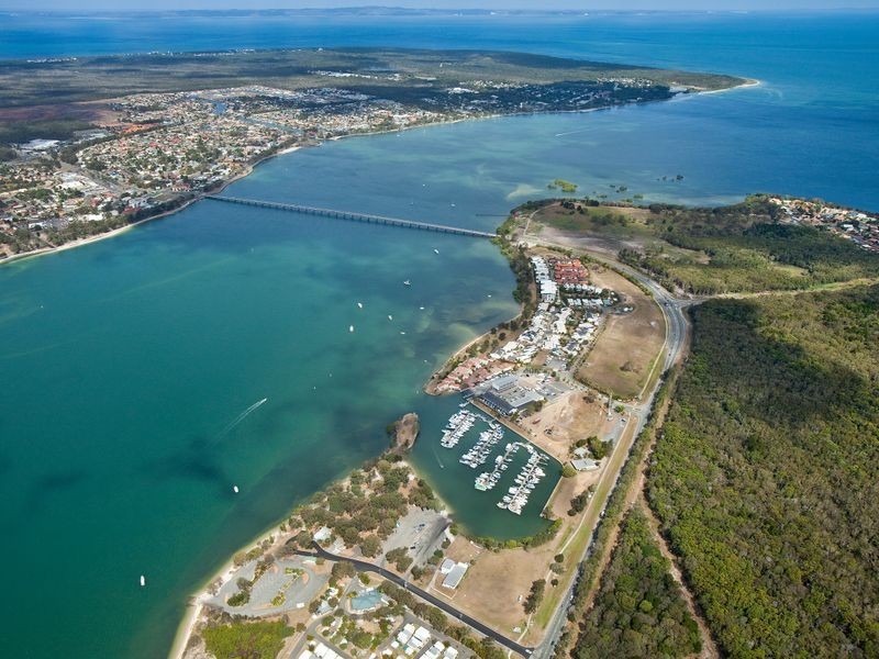 11/4 Kal-Ma-Kuta Drive, Sandstone Point QLD 4511
