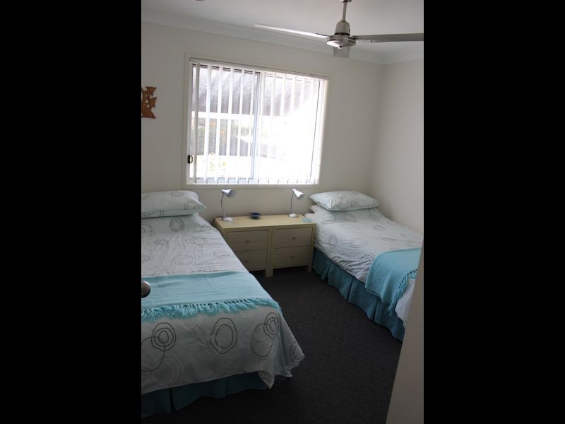 2 Harmony Avenue, Bongaree QLD 4507