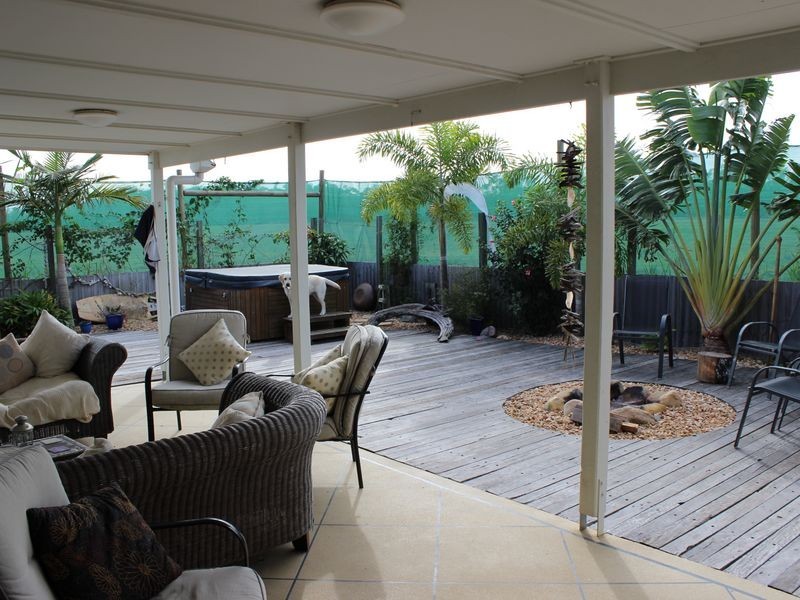2 Harmony Avenue, Bongaree QLD 4507