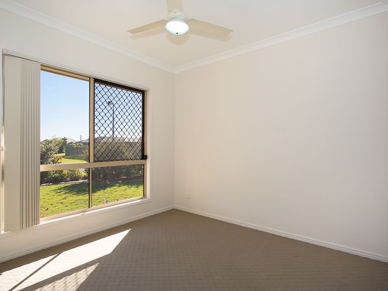 7 Pristine Place, Ningi QLD 4511