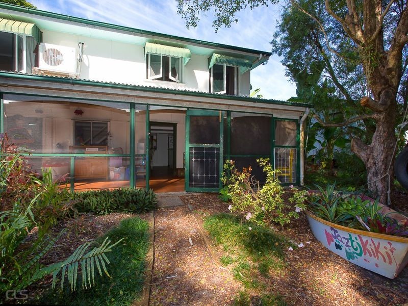 102 Ningi Esplanade, Ningi QLD 4511
