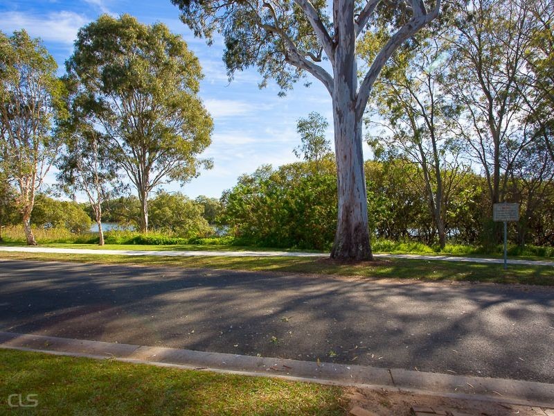 102 Ningi Esplanade, Ningi QLD 4511
