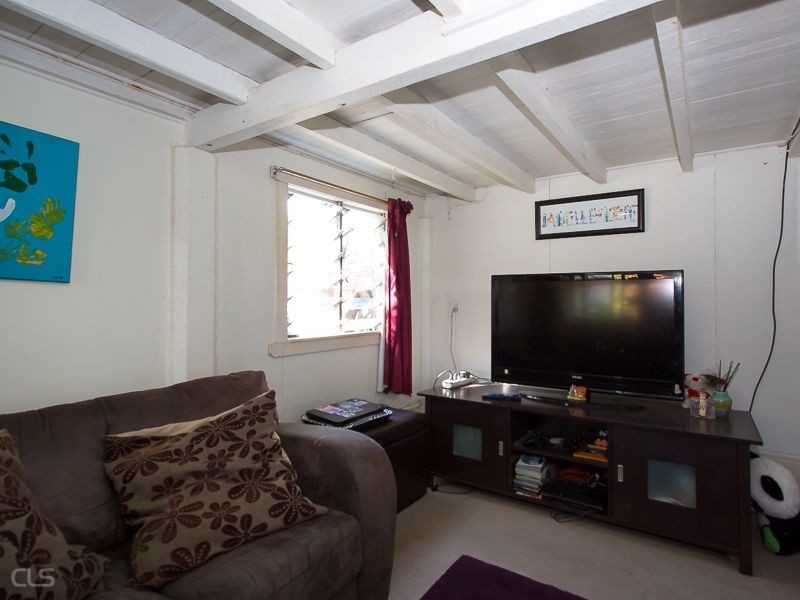 102 Ningi Esplanade, Ningi QLD 4511