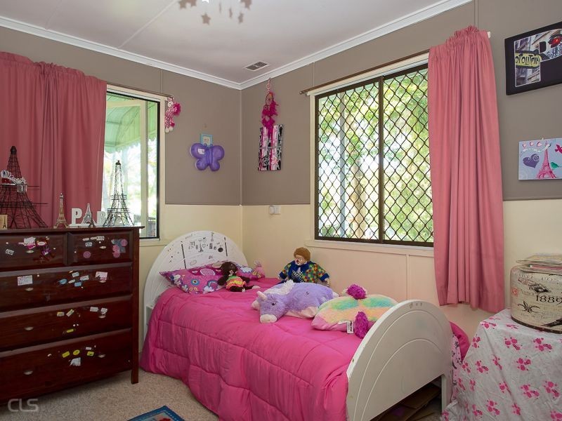 102 Ningi Esplanade, Ningi QLD 4511