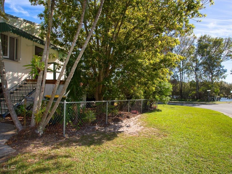 102 Ningi Esplanade, Ningi QLD 4511