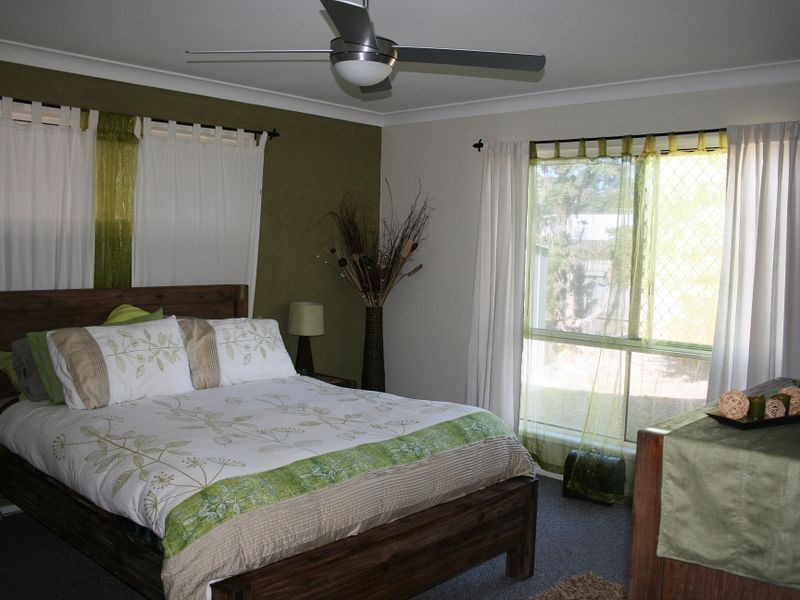 1/4 Fathom Court, Banksia Beach QLD 4507