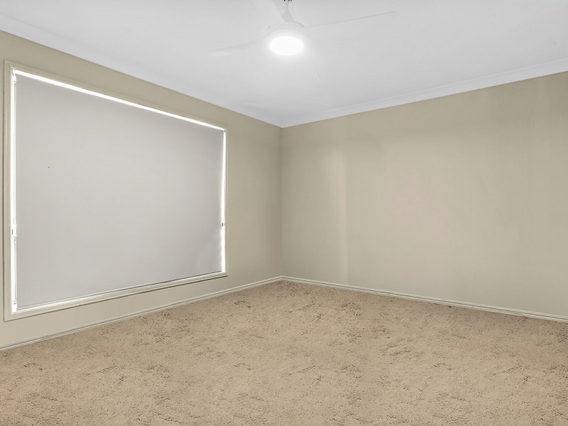 39 Mossman Way, Sandstone Point QLD 4511