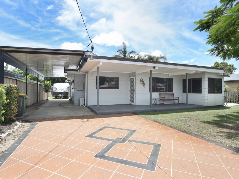 15 Sunderland Drive, Banksia Beach QLD 4507