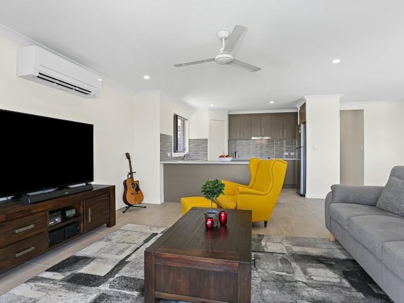 1 Redfin Way, Bongaree QLD 4507