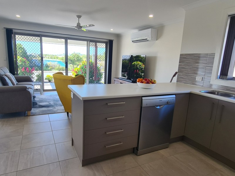1 Redfin Way, Bongaree QLD 4507