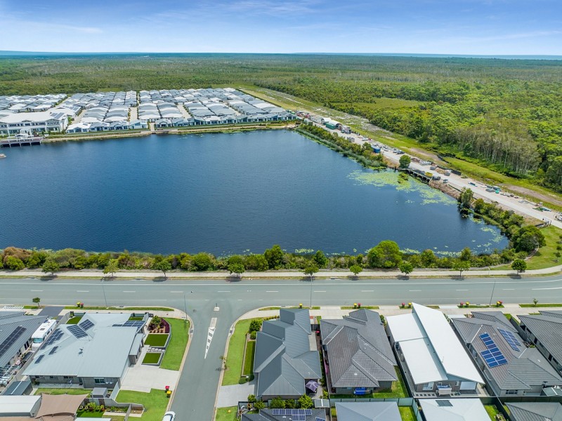 1 Redfin Way, Bongaree QLD 4507