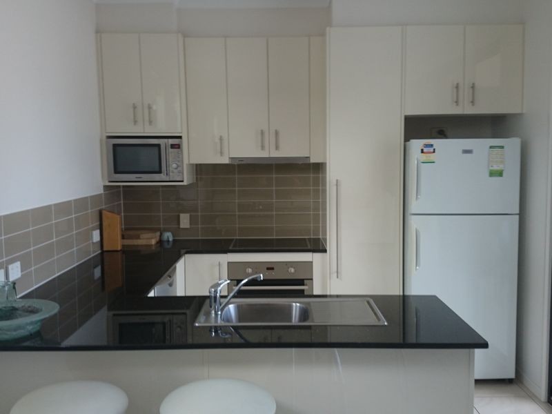 2/35 Queen Street, Bongaree QLD 4507