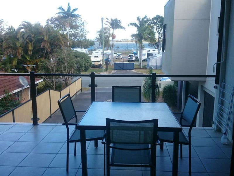 2/35 Queen Street, Bongaree QLD 4507