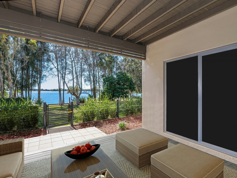 115/8 Spinnaker Drive, Sandstone Point QLD 4511