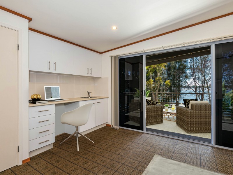 115/8 Spinnaker Drive, Sandstone Point QLD 4511