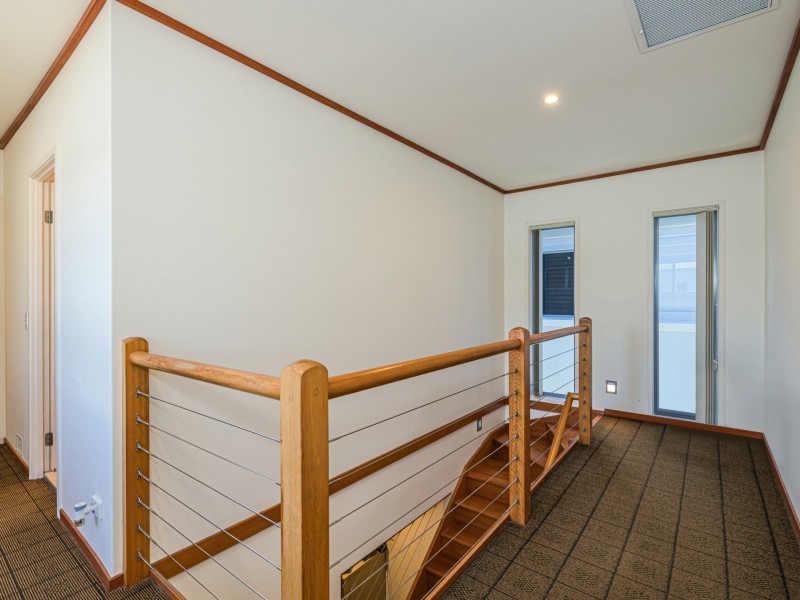 115/8 Spinnaker Drive, Sandstone Point QLD 4511