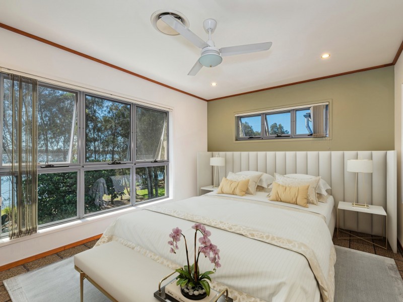 115/8 Spinnaker Drive, Sandstone Point QLD 4511