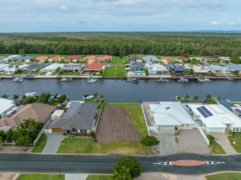 79 Pentas Drive, Bongaree QLD 4507