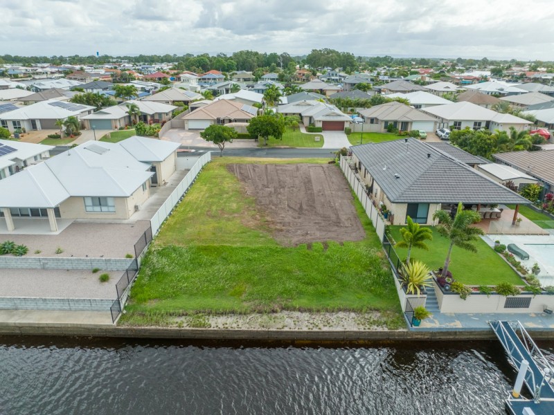 79 Pentas Drive, Bongaree QLD 4507