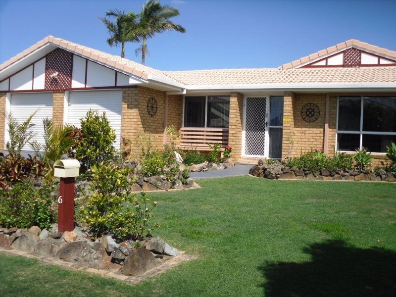 6 Cutter Court, Banksia Beach QLD 4507