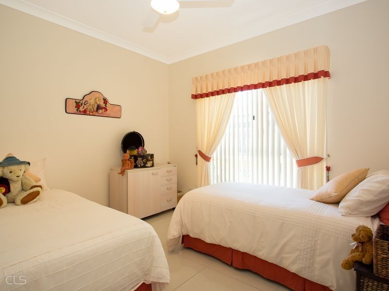 24 Tasman Court, Banksia Beach QLD 4507