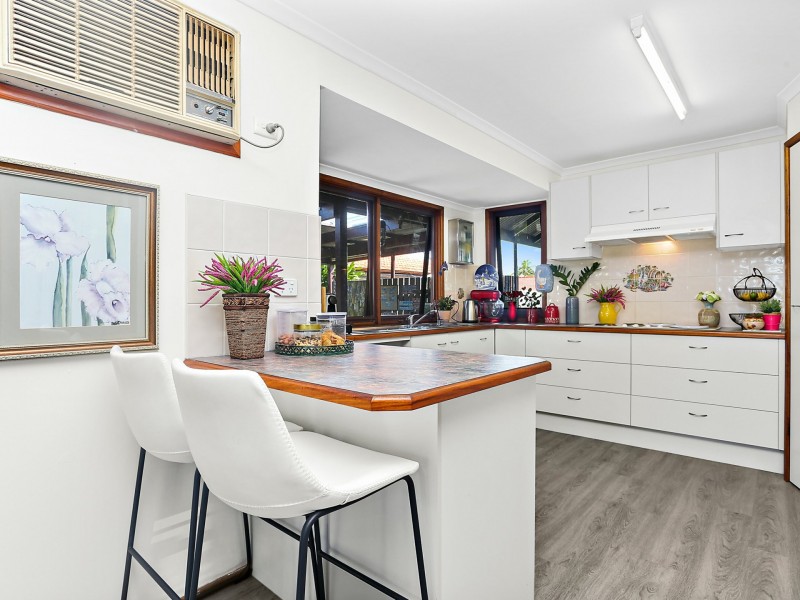 14 Plymouth Street, Banksia Beach QLD 4507