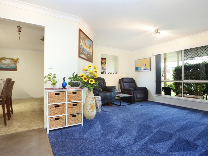 24 Pheasant Avenue, Banksia Beach QLD 4507