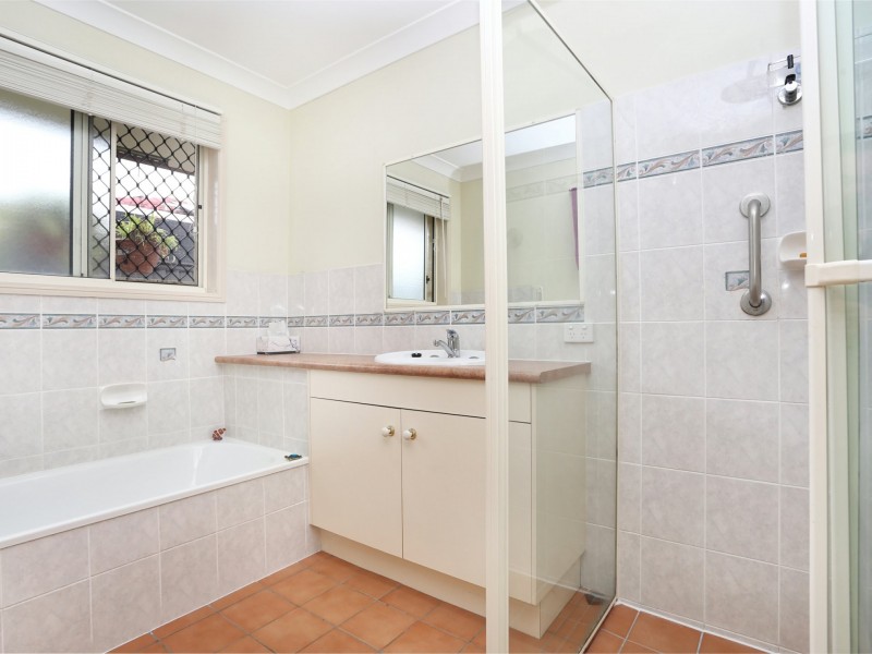 24 Pheasant Avenue, Banksia Beach QLD 4507