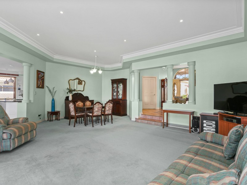 1 Oleander Drive, Bongaree QLD 4507
