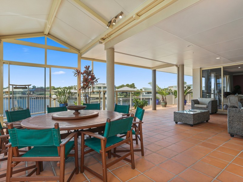 1 Oleander Drive, Bongaree QLD 4507