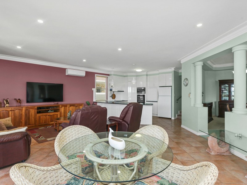 1 Oleander Drive, Bongaree QLD 4507