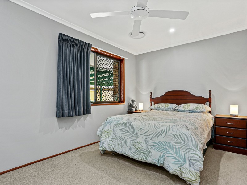 42 Sunderland Drive, Banksia Beach QLD 4507