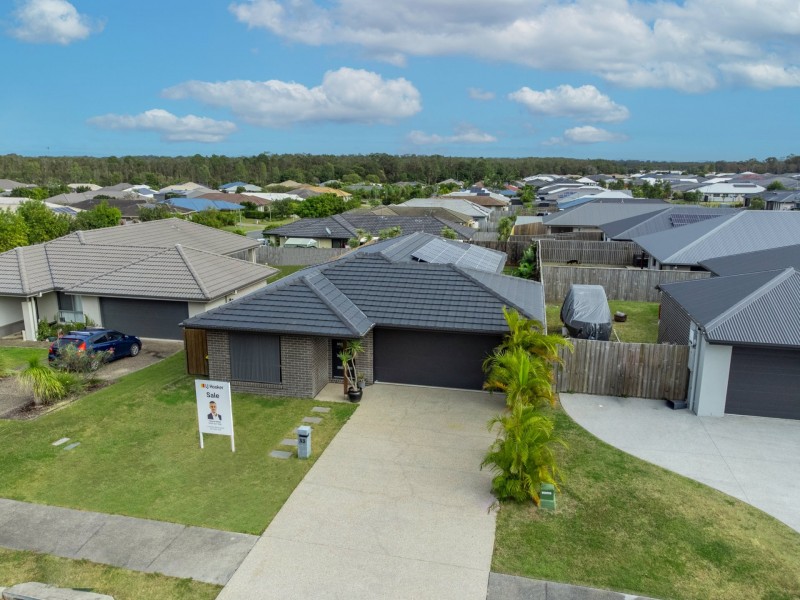 33 Water Gum Crescent, Ningi QLD 4511
