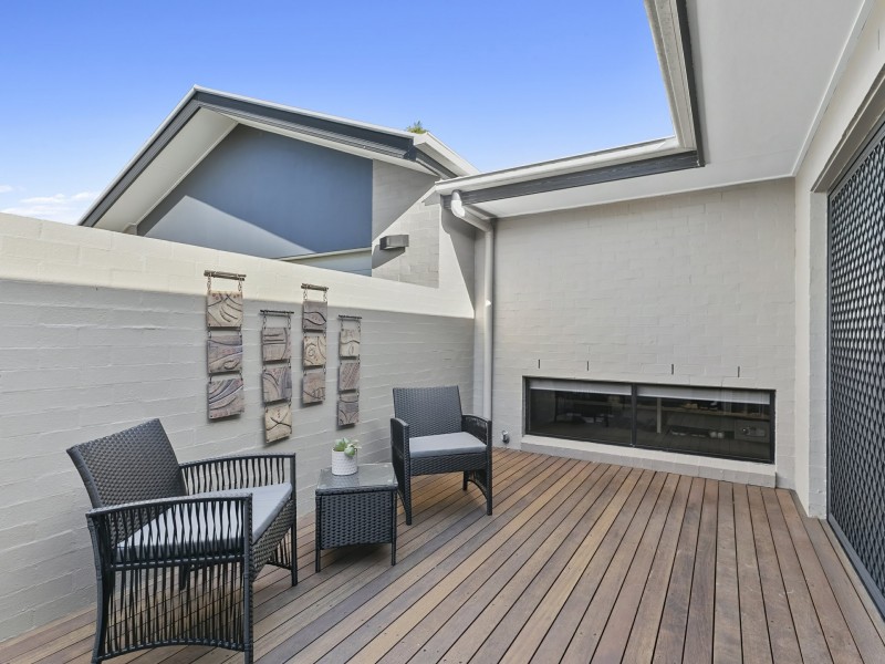 5 Mainbrace Court, Banksia Beach QLD 4507