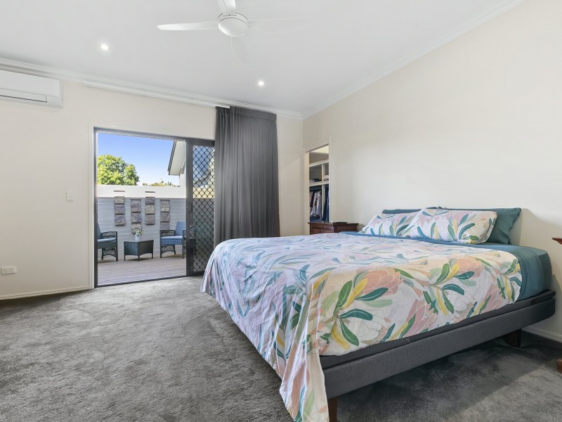 5 Mainbrace Court, Banksia Beach QLD 4507