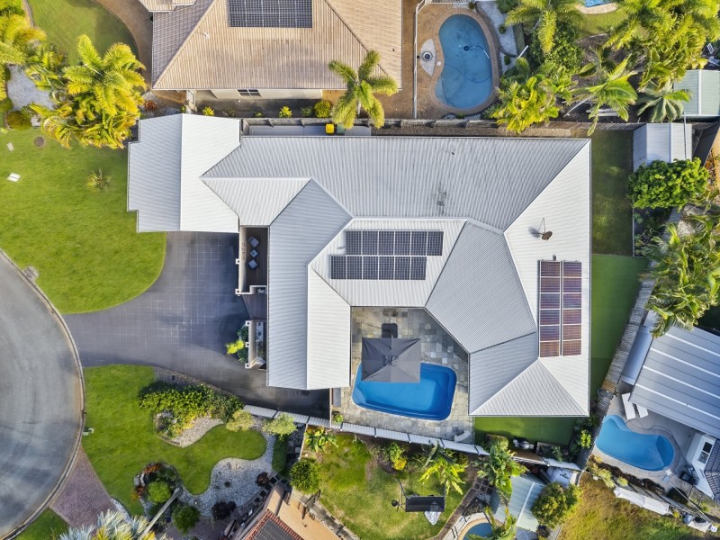 5 Mainbrace Court, Banksia Beach QLD 4507