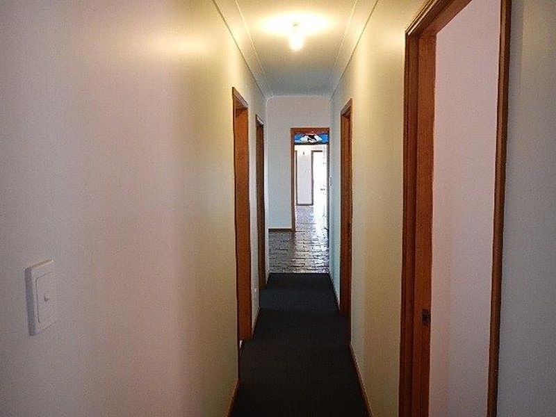 3 Eighth Avenue, Woorim QLD 4507