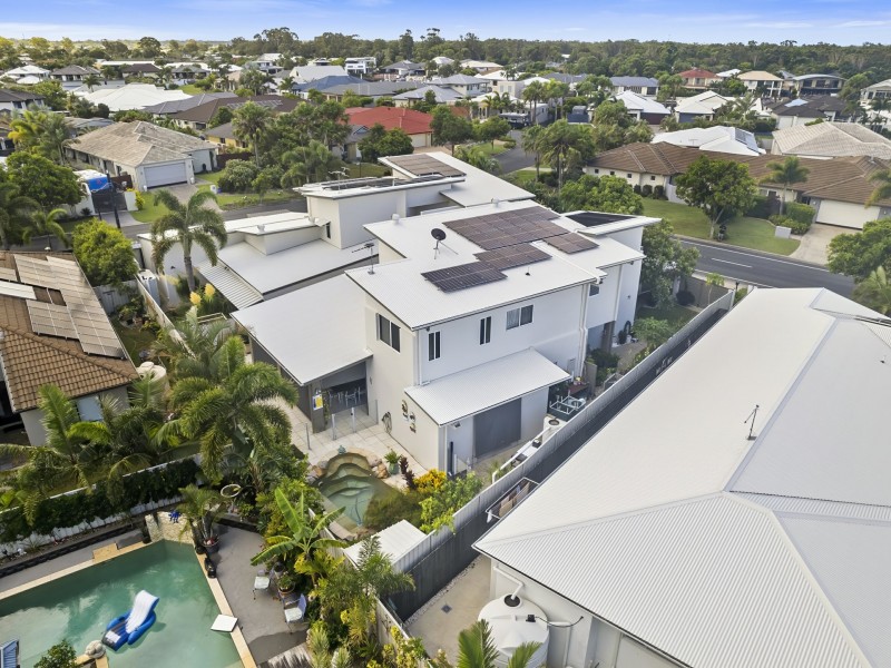 2/15 Seaeagle Place, Banksia Beach QLD 4507