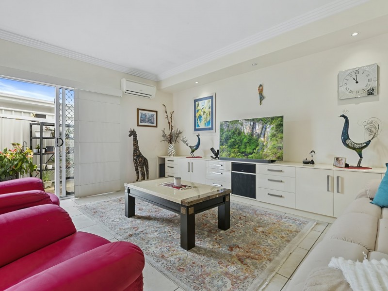 2/15 Seaeagle Place, Banksia Beach QLD 4507