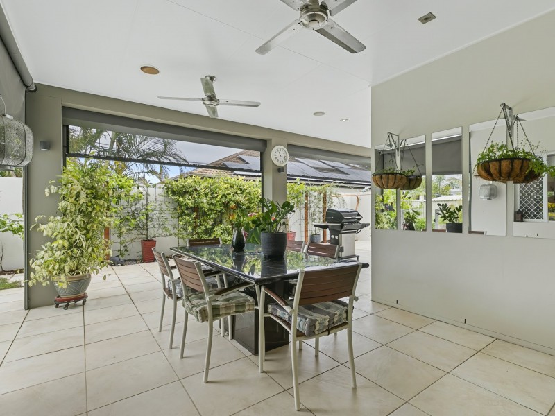 2/15 Seaeagle Place, Banksia Beach QLD 4507
